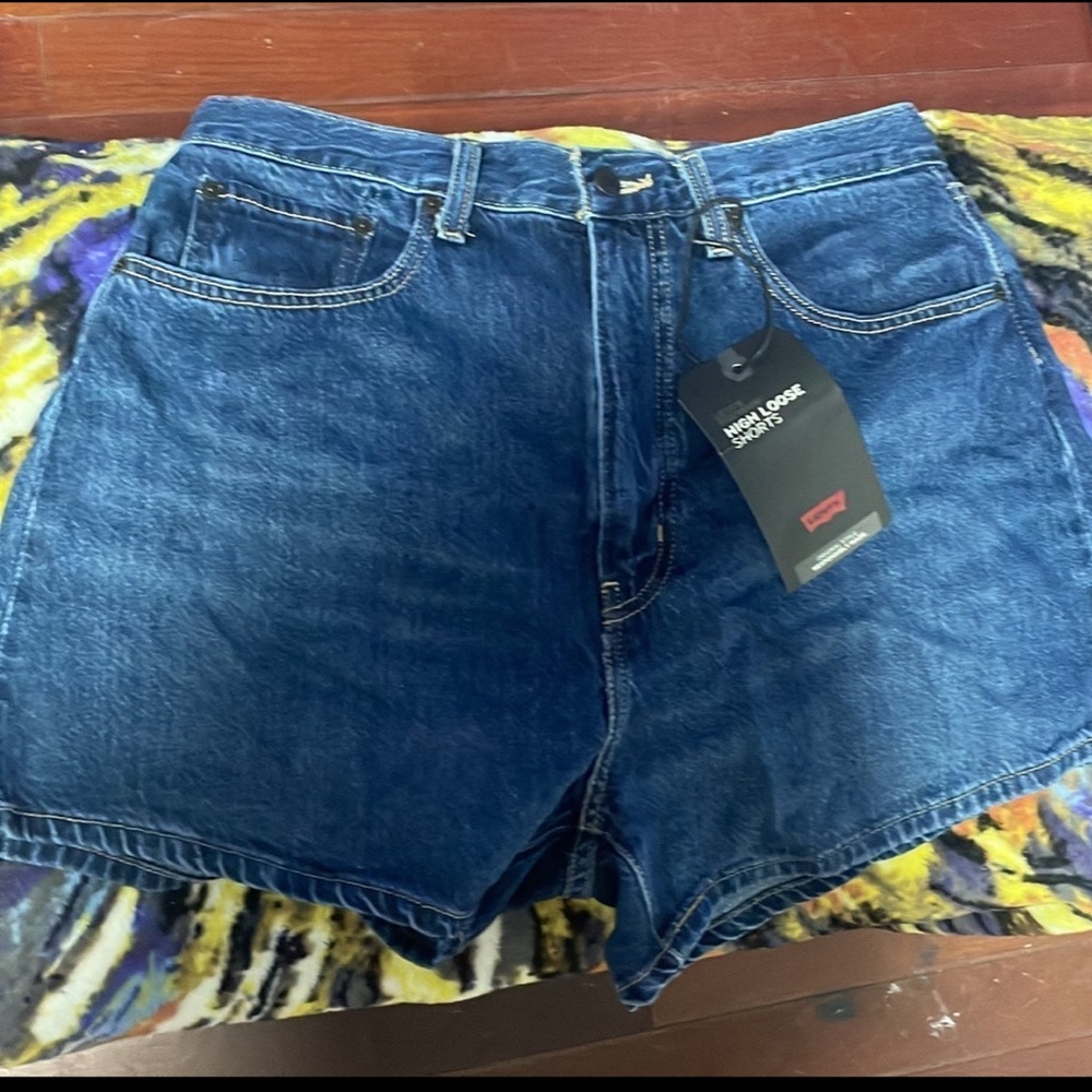 Levi High Loose Shorts size 30